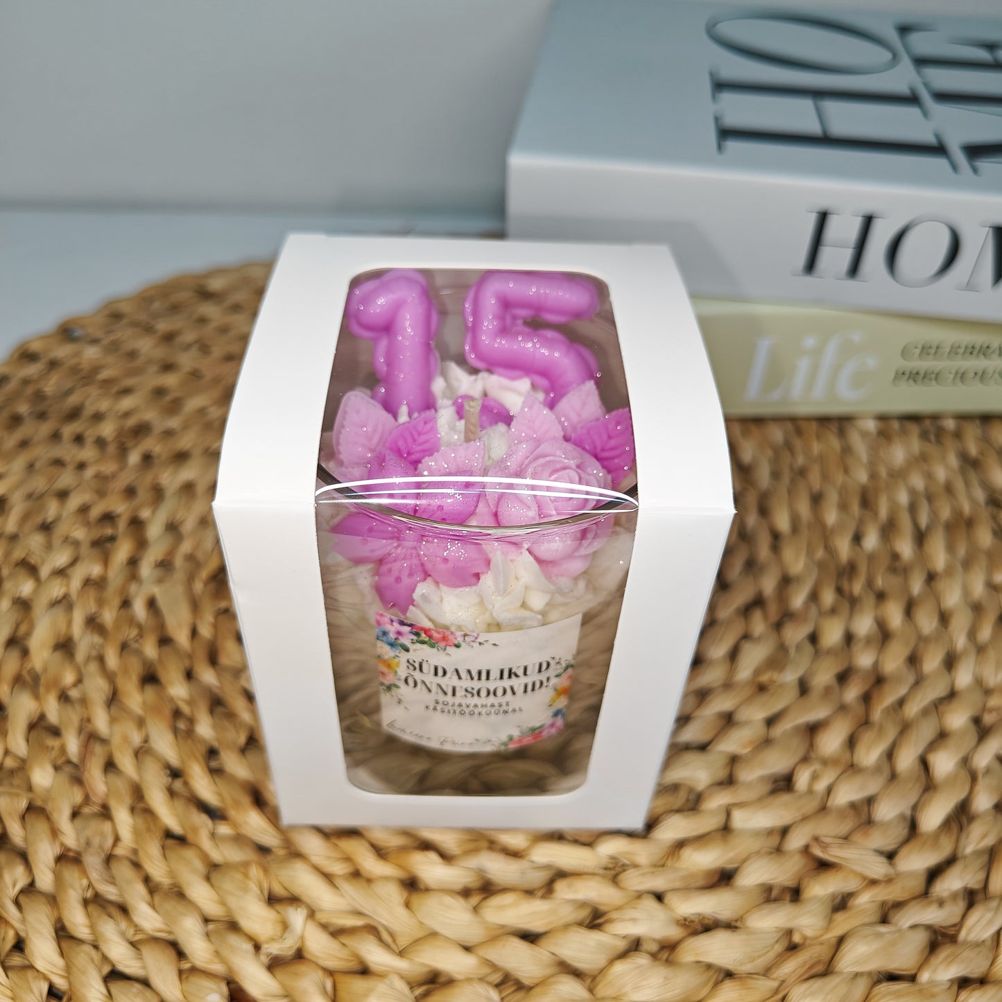 Lõhnaküünal sünnipäevaks